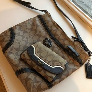 RARE COACH Peyton Mahogany Bag & Wallet